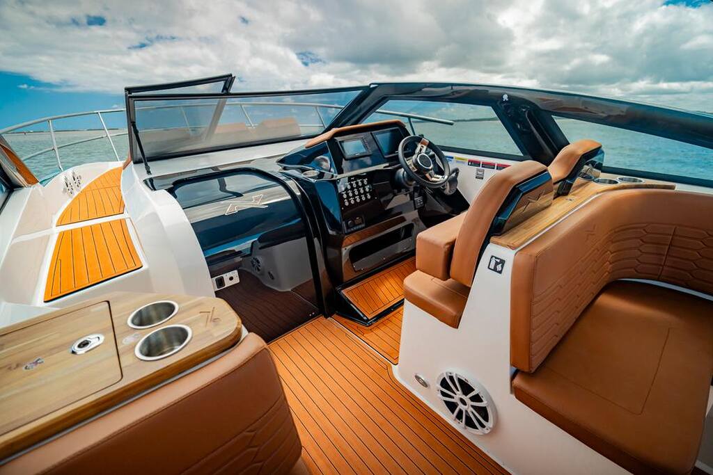 luxury boats